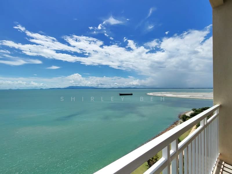 Kondominium untuk Dijual di Quayside Seafront Resort Condominiums - Shirley Beh - Balcony - PropertyGuru.com.my