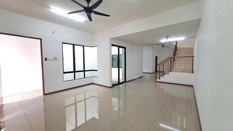 2-storey Terraced House for Sale in Taman Saujana KLIA (Sepang) - Izzati Mat - Living Room - PropertyGuru.com.my