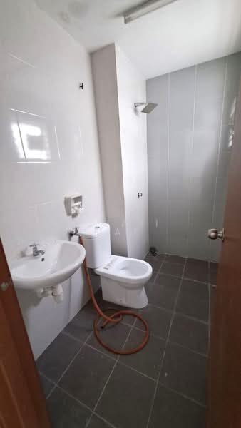 2-storey Terraced House for Sale in Taman Saujana KLIA (Sepang) - Izzati Mat - Bathroom - PropertyGuru.com.my