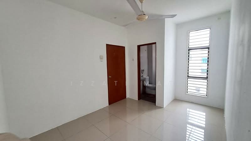 2-storey Terraced House for Sale in Taman Saujana KLIA (Sepang) - Izzati Mat - Interior - PropertyGuru.com.my