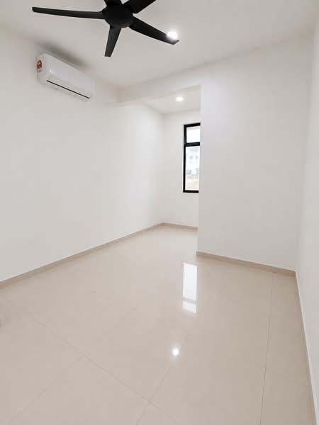 Rumah Teres 2 Tingkat untuk Disewa di Taman Desa Tebrau (Tebrau) - Vivian Q - PropertyGuru.com.my