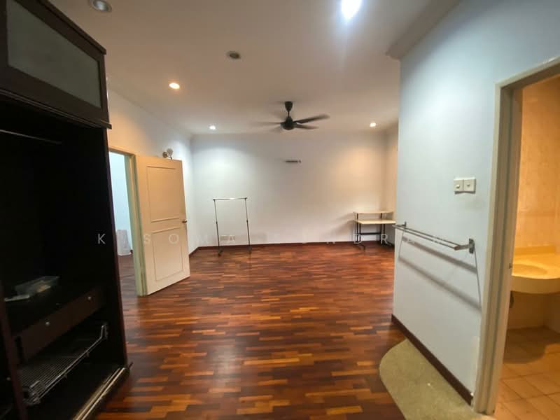 Rumah Teres 2 Tingkat untuk Disewa di Bukit Rahman Putra (Sungai Buloh) - K.Soma Sundram - Interior - PropertyGuru.com.my