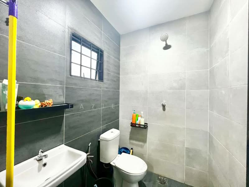 Rumah Teres 2 Tingkat untuk Dijual di Saujana Impian (Kajang) - Fazie Noor - Bathroom - PropertyGuru.com.my