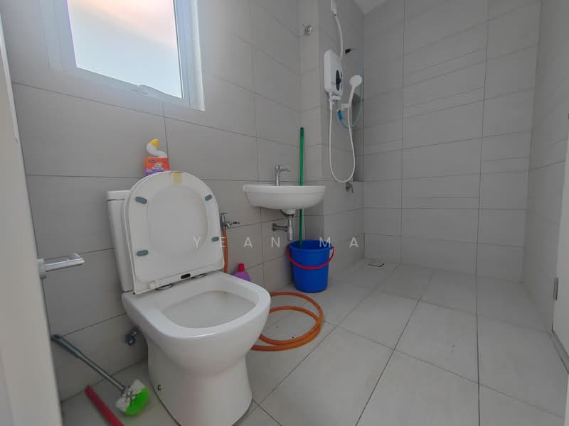 Terraced House for Rent in Kota Emerald (Rawang) - Yean Ma - Bathroom - PropertyGuru.com.my