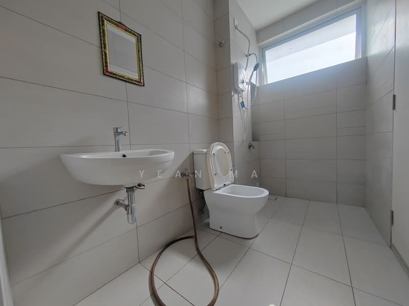 Terraced House for Rent in Kota Emerald (Rawang) - Yean Ma - Bathroom - PropertyGuru.com.my