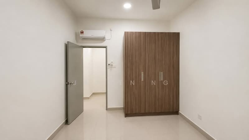 Apartment for Sale at Seasons Amara Larkin - Jayden Ng - Bedroom - PropertyGuru.com.my