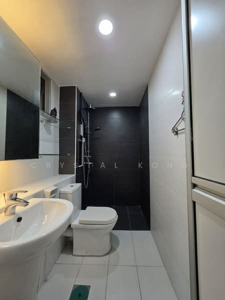 Service Residence for Sale at Sky Gardens Residences - Crystal Kong - Bathroom - PropertyGuru.com.my