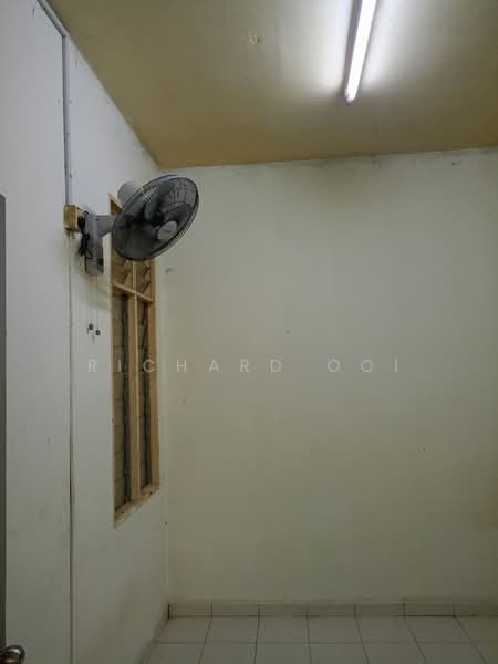 Apartment for Rent at Pangsapuri Lagoon Perdana - Richard Ooi - Interior - PropertyGuru.com.my