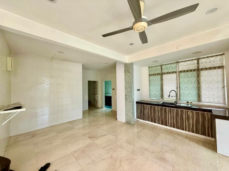 Bungalow for Sale in Kota Emerald (Rawang) - Ahmad Muslim - PropertyGuru.com.my
