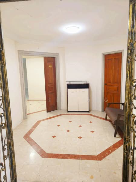 Kondominium untuk Disewa di Gurney Beach Resort - Jinelle Ong - Entrance - PropertyGuru.com.my