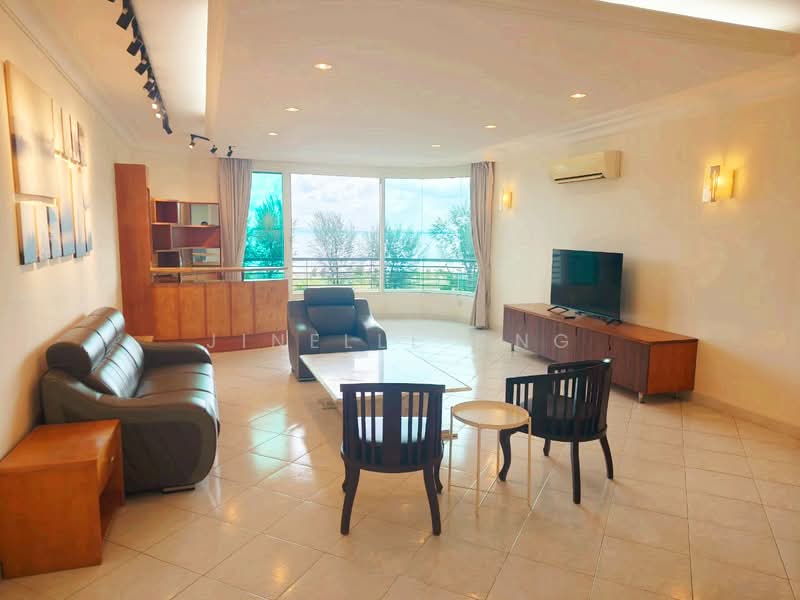 Kondominium untuk Disewa di Gurney Beach Resort - Jinelle Ong - Living Room - PropertyGuru.com.my