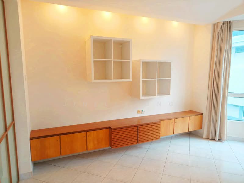Kondominium untuk Disewa di Gurney Beach Resort - Jinelle Ong - Living Room - PropertyGuru.com.my