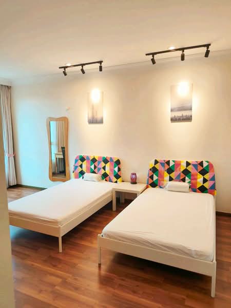 Kondominium untuk Disewa di Gurney Beach Resort - Jinelle Ong - Bedroom - PropertyGuru.com.my