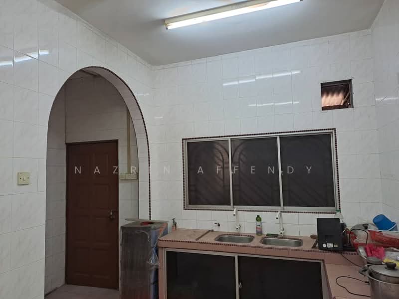 Rumah Teres 2 Tingkat untuk Dijual di Taman Sentosa (Klang) - Nazrin Affendy - Kitchen - PropertyGuru.com.my