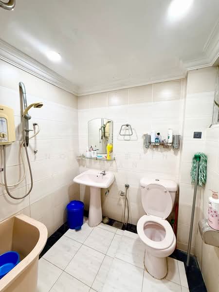 2-storey Terraced House for Sale in Seksyen 1 Bandar Baru Bangi (Bandar Baru Bangi) - Nor Azdlin Adnan - PropertyGuru.com.my
