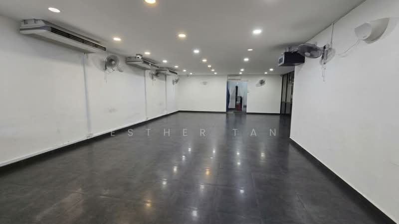 Shop for Rent in Bandar Puteri Puchong (Puchong) - Esther Tan - Interior - PropertyGuru.com.my