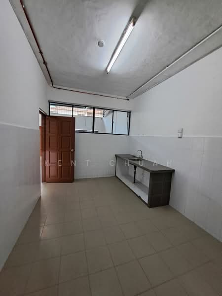 Rumah Teres 2 Tingkat untuk Dijual di Butterworth (Penang) - Kent Chuah - Kitchen - PropertyGuru.com.my