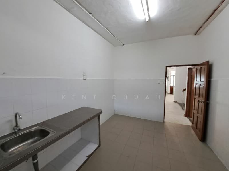 Rumah Teres 2 Tingkat untuk Dijual di Butterworth (Penang) - Kent Chuah - Kitchen - PropertyGuru.com.my