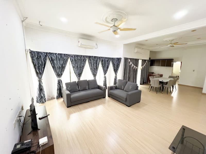 Rumah Teres untuk Dijual di Shah Alam (Selangor) - Zul Arif - Living Room - PropertyGuru.com.my