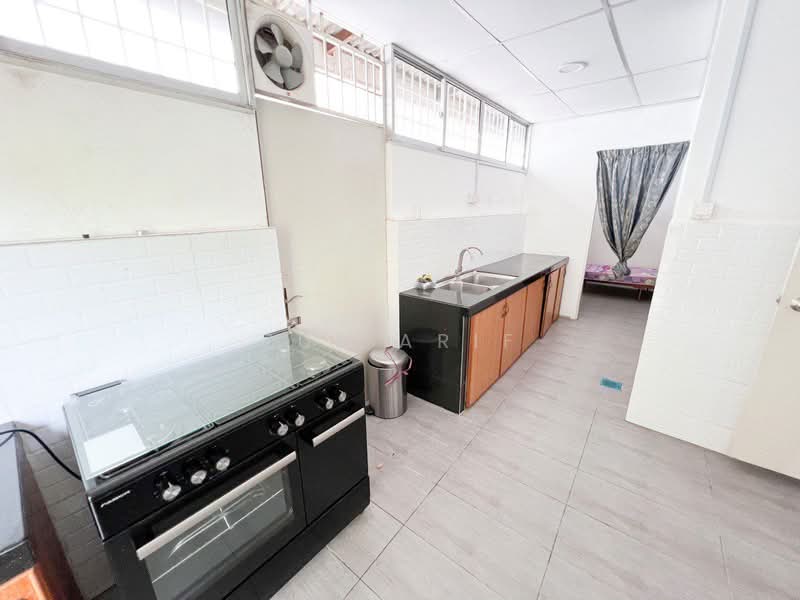Rumah Teres untuk Dijual di Shah Alam (Selangor) - Zul Arif - Kitchen - PropertyGuru.com.my