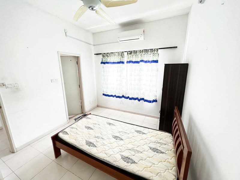 Rumah Teres untuk Dijual di Shah Alam (Selangor) - Zul Arif - Bedroom - PropertyGuru.com.my