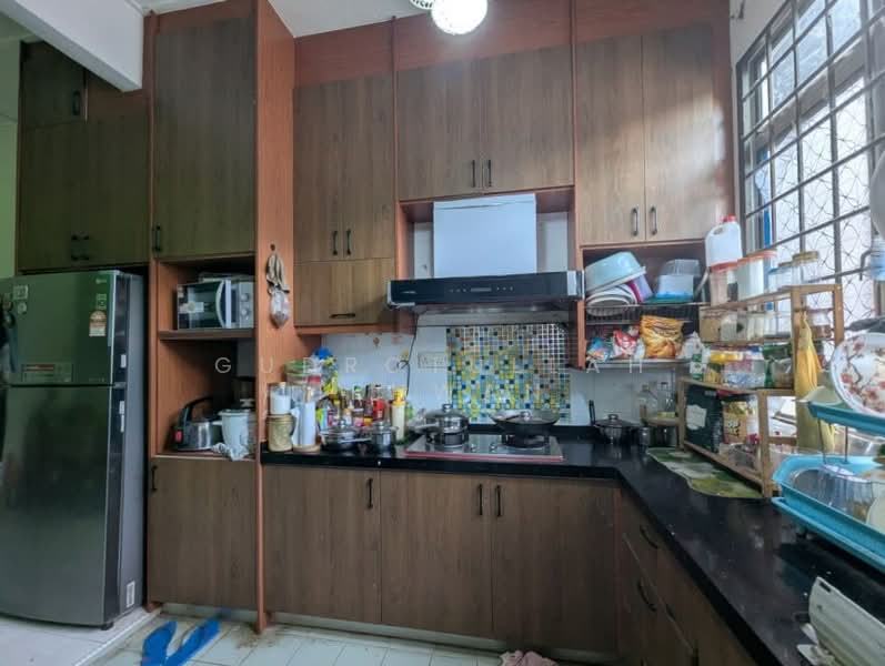 Semi-Detached House for Sale in Dengkil (Selangor) - Gudrotullah Ikhwan - Kitchen - PropertyGuru.com.my