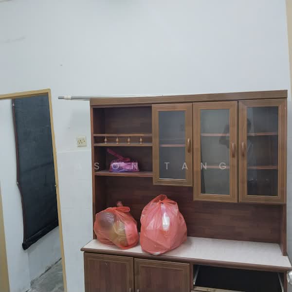 Rumah Bandar untuk Disewa di Kulai (Johor) - Jason Tang - Kitchen - PropertyGuru.com.my