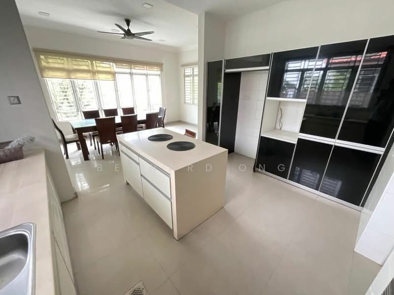 Bungalow for Sale in Kota Emerald (Rawang) - Bernard Ong - Kitchen - PropertyGuru.com.my