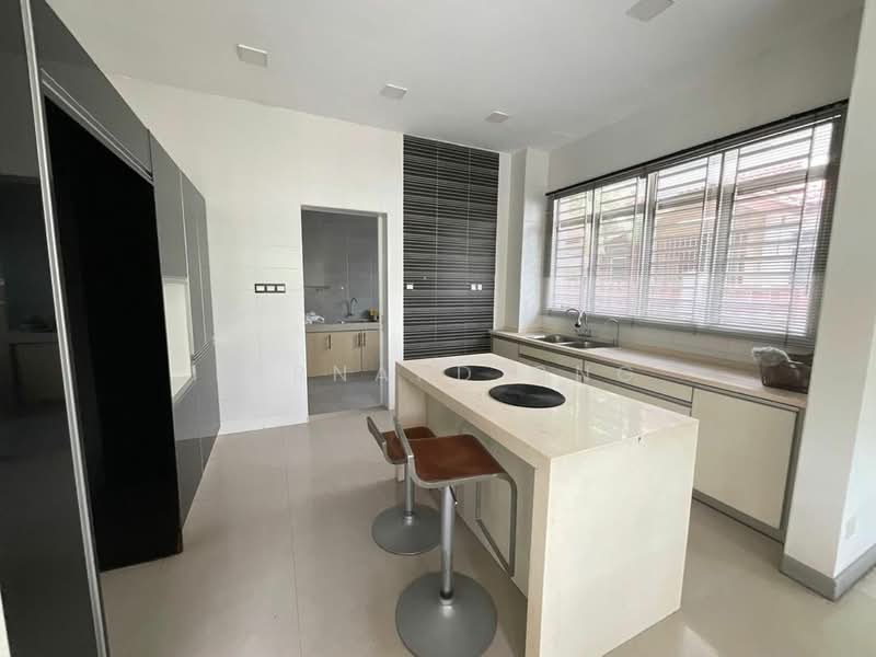Bungalow for Sale in Kota Emerald (Rawang) - Bernard Ong - Kitchen - PropertyGuru.com.my