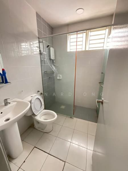 Bungalow for Sale in Kota Emerald (Rawang) - Bernard Ong - Bathroom - PropertyGuru.com.my