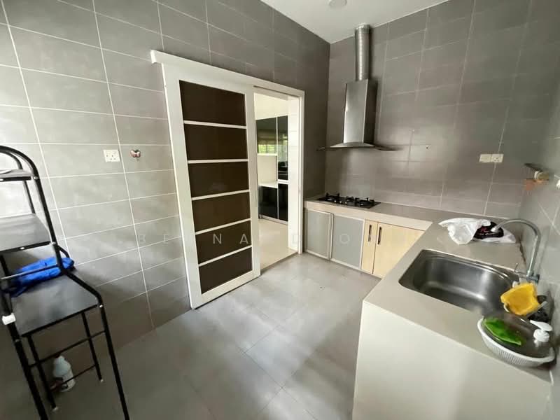Bungalow for Sale in Kota Emerald (Rawang) - Bernard Ong - Kitchen - PropertyGuru.com.my