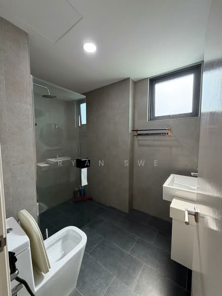 Service Residence for Rent at East Parc @ Manjalara - Ryan Swe - Bathroom - PropertyGuru.com.my