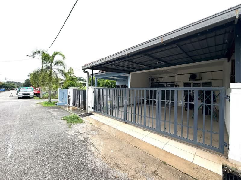 Terraced House for Sale in Klang (Selangor) - Muhammad Ezwan - Exterior - PropertyGuru.com.my