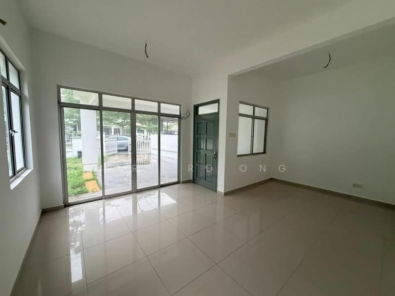 2-storey Terraced House for Sale in Kota Emerald (Rawang) - Bernard Ong - Living Room - PropertyGuru.com.my