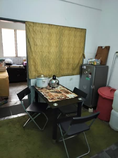 Rumah Teres 1.5-Tingkat untuk Dijual di Taman Bidara (Selayang) - Crystal Lum - Kitchen - PropertyGuru.com.my