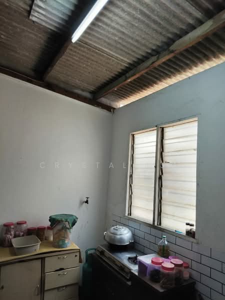 Rumah Teres 1.5-Tingkat untuk Dijual di Taman Bidara (Selayang) - Crystal Lum - Kitchen - PropertyGuru.com.my
