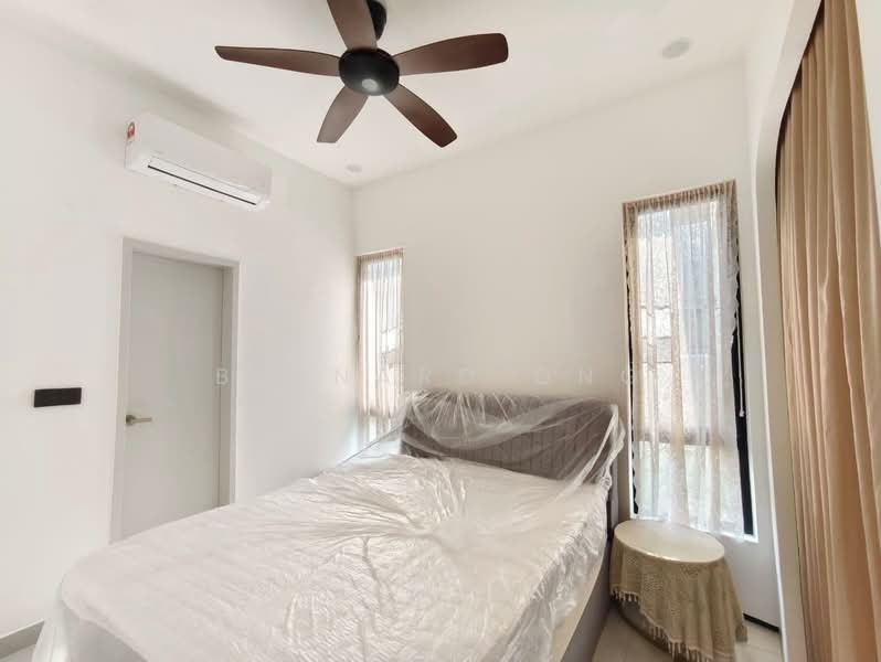 Semi-Detached House for Sale in Kota Emerald (Rawang) - Bernard Ong - Bedroom - PropertyGuru.com.my