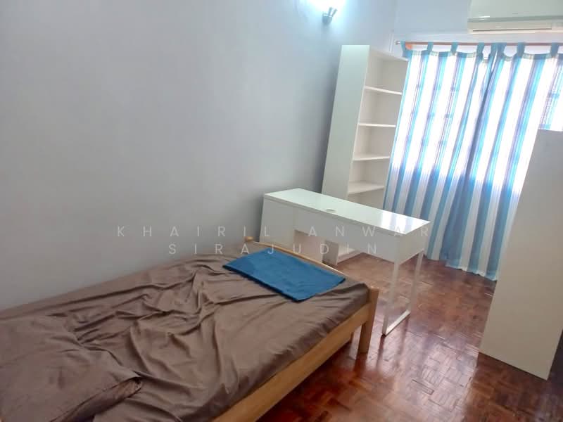 Terraced House for Rent in Bukit Rahman Putra (Sungai Buloh) - Khairil Anwar Sirajudin - Bedroom - PropertyGuru.com.my