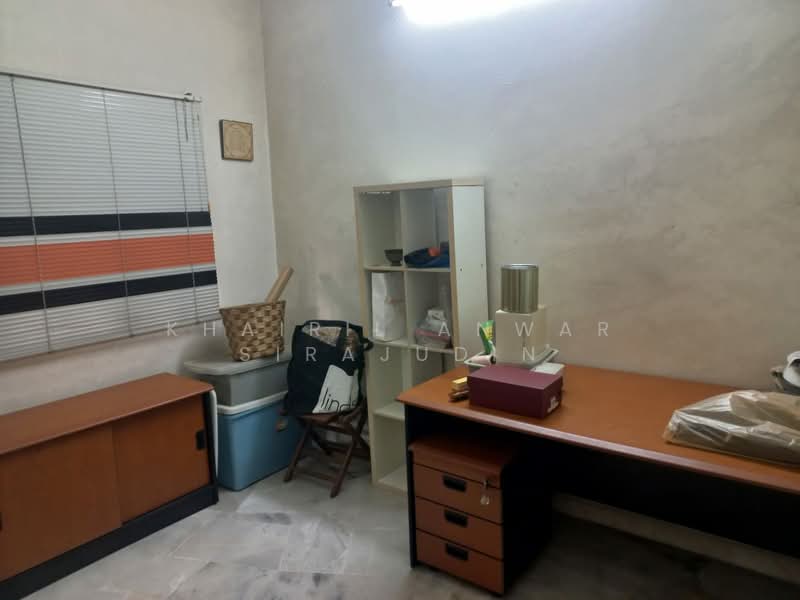 Terraced House for Rent in Bukit Rahman Putra (Sungai Buloh) - Khairil Anwar Sirajudin - Study - PropertyGuru.com.my