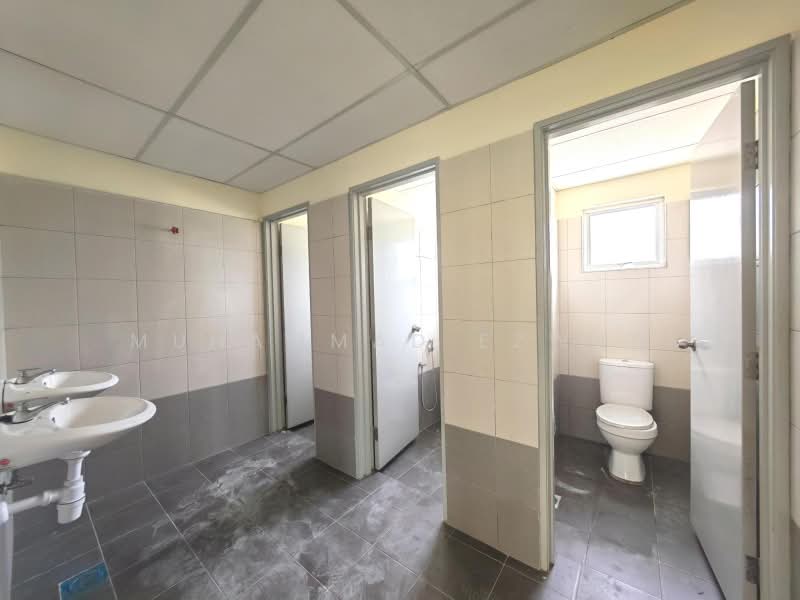Factory for Rent in Saujana Rawang (Rawang) - Muhammad Ezwan - Bathroom - PropertyGuru.com.my