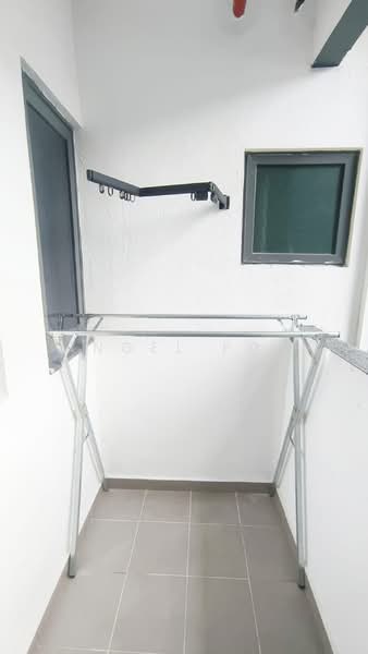 Servis Apartment untuk Disewa di D'Quince Residences - Angel Foo - Balcony - PropertyGuru.com.my