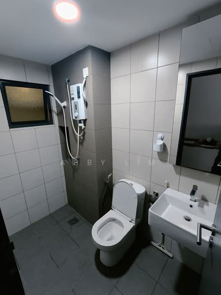 Servis Apartment untuk Disewa di D'Quince Residences - Abby Lim - Bathroom - PropertyGuru.com.my