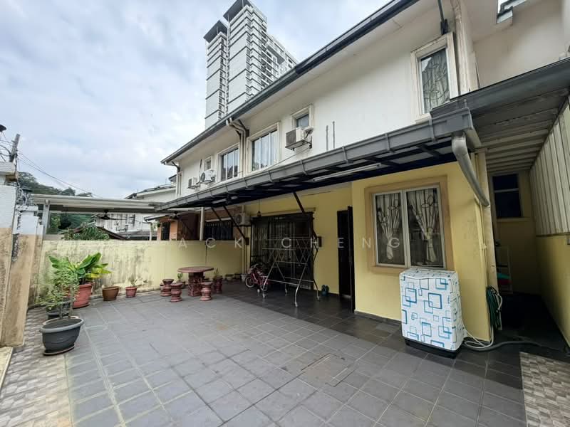 Townhouse for Sale in Batu Caves (Selangor) - Jack Cheng - Exterior - PropertyGuru.com.my