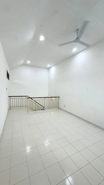 1.5-storey Terraced House for Sale in Taman Pelangi Indah (Ulu Tiram) - Wallace Ang - PropertyGuru.com.my