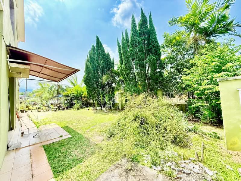 2-storey Terraced House for Sale in Bandar Warisan Puteri (Ampangan) - Hassan Basri Suhaimi - Exterior - PropertyGuru.com.my