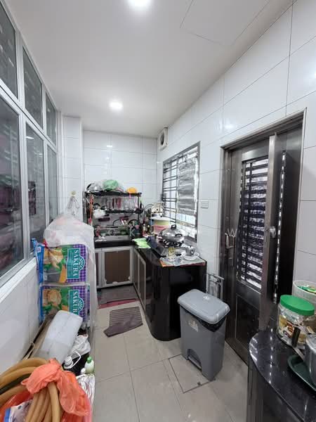 2-storey Terraced House for Sale in Taman Mutiara Rini (Skudai) - Zack Chow - Kitchen - PropertyGuru.com.my