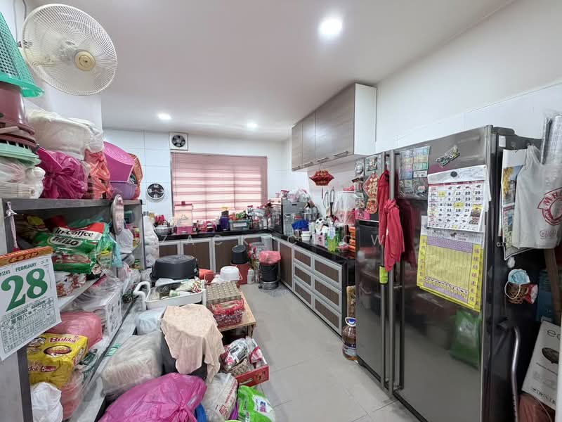 2-storey Terraced House for Sale in Taman Mutiara Rini (Skudai) - Zack Chow - Kitchen - PropertyGuru.com.my