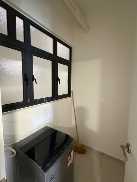Condominium for Rent at EdgeWood Residences @ SkySanctuary - Ethan Chin - Interior - PropertyGuru.com.my