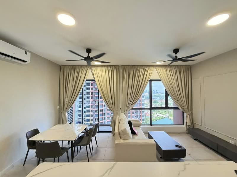 Condominium for Rent at EdgeWood Residences @ SkySanctuary - Ethan Chin - Living Room - PropertyGuru.com.my