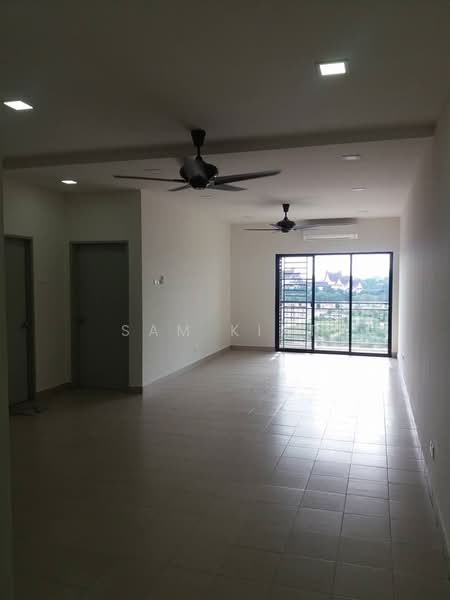 Kondominium untuk Disewa di Kristal View - SAM KIAT - Living Room - PropertyGuru.com.my